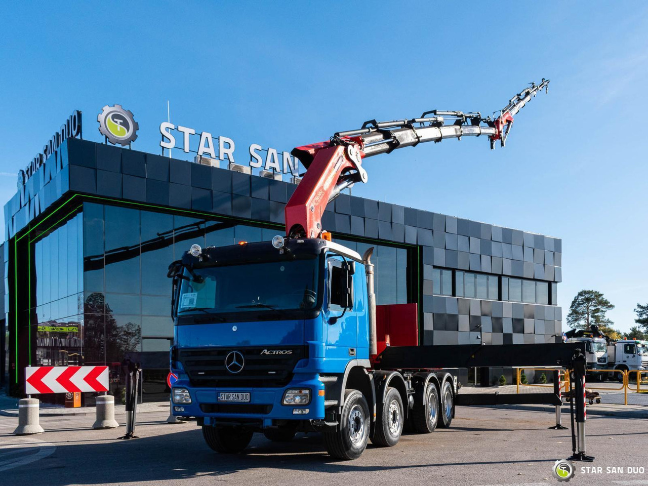 - شاحنة كرين: صورة 3 - شاحنة كرين: صورة 3