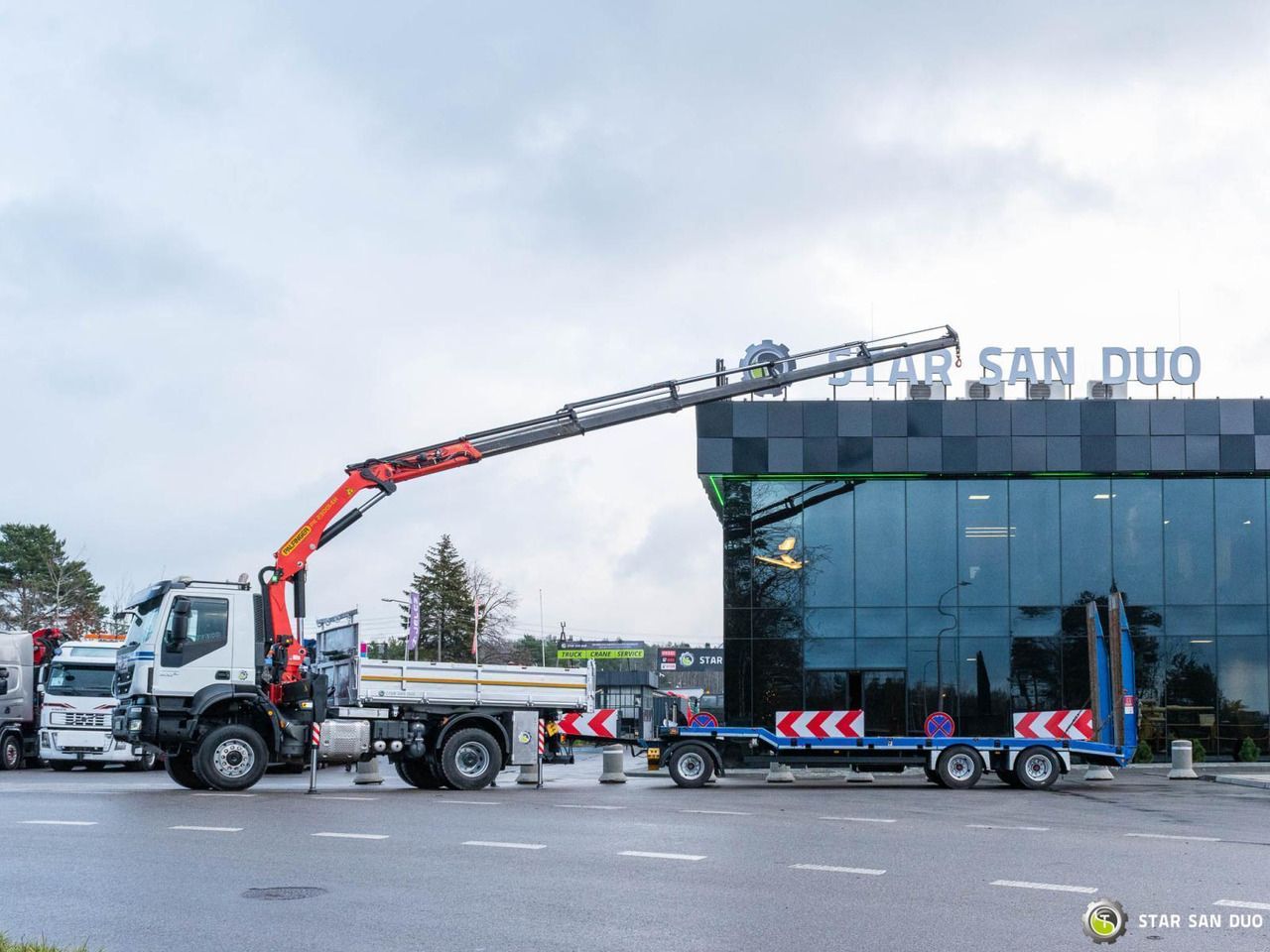 - شاحنة كرين: صورة 2 - شاحنة كرين: صورة 2