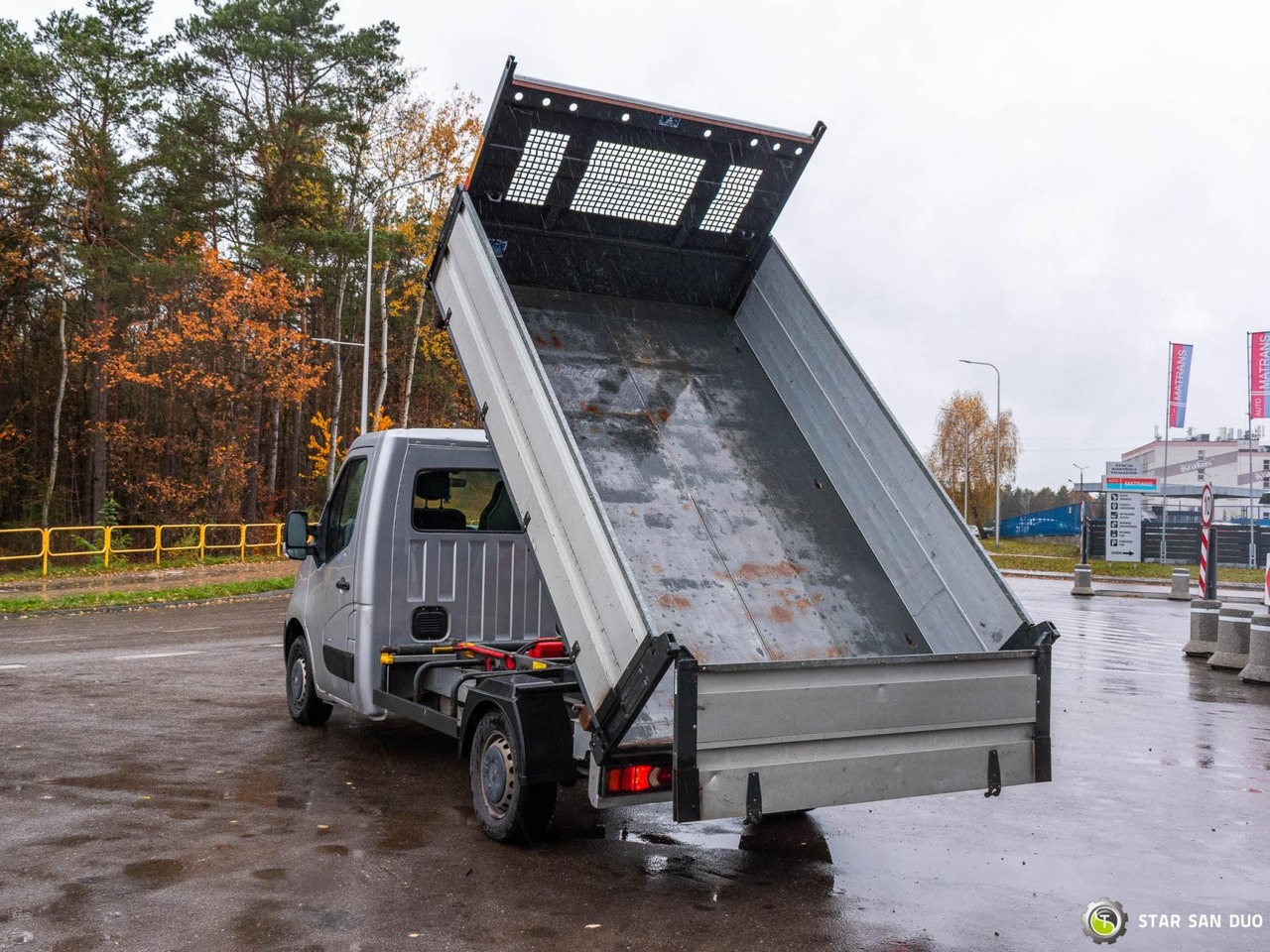 - شاحنة قلاب: صورة 2 - شاحنة قلاب: صورة 2