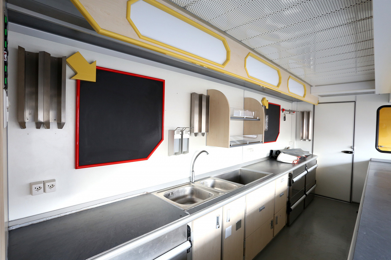 Verkaufsanhänger BORCO HÖHNS - بيع مقطورة: صورة 5 Verkaufsanhänger BORCO HÖHNS - بيع مقطورة: صورة 5