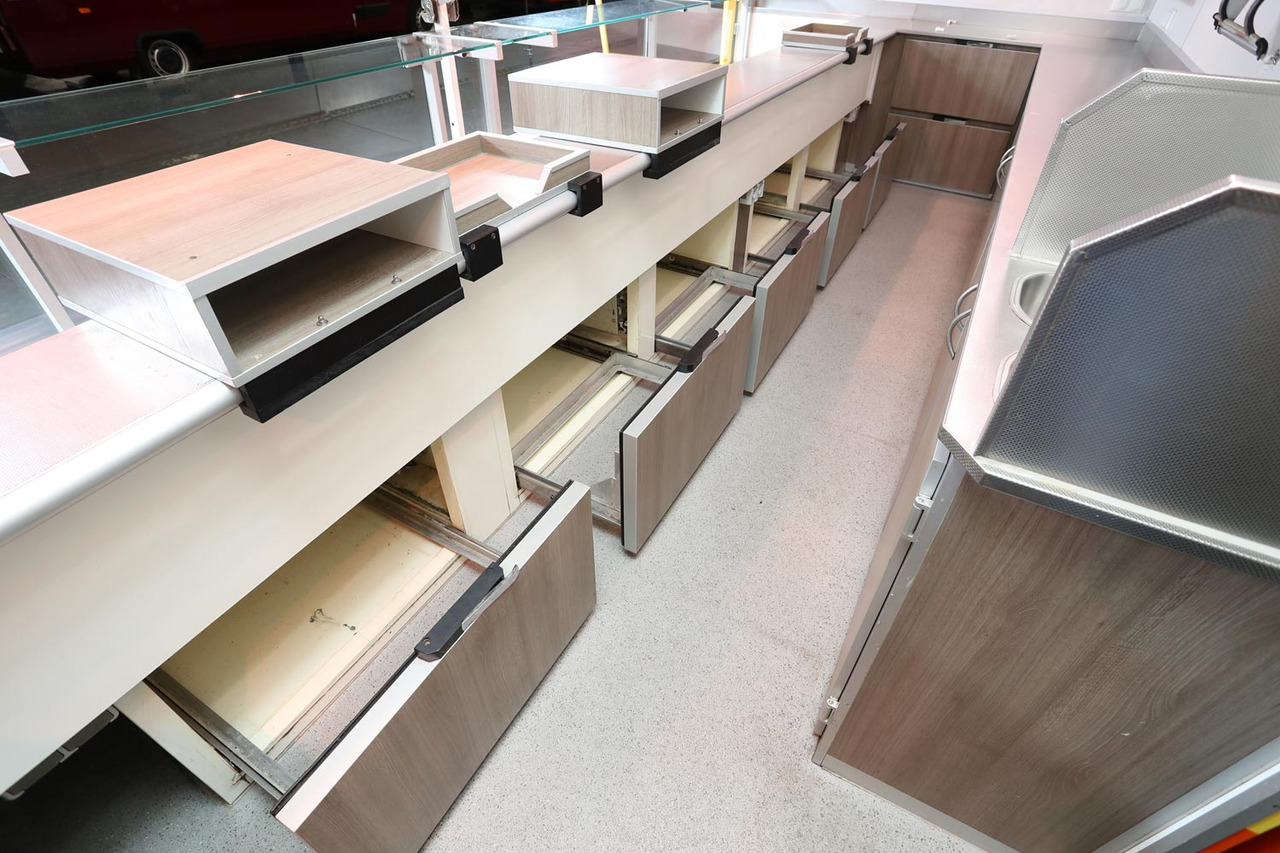 Wochenmarktmobil Esselmann - شاحنة بيع: صورة 5 Wochenmarktmobil Esselmann - شاحنة بيع: صورة 5