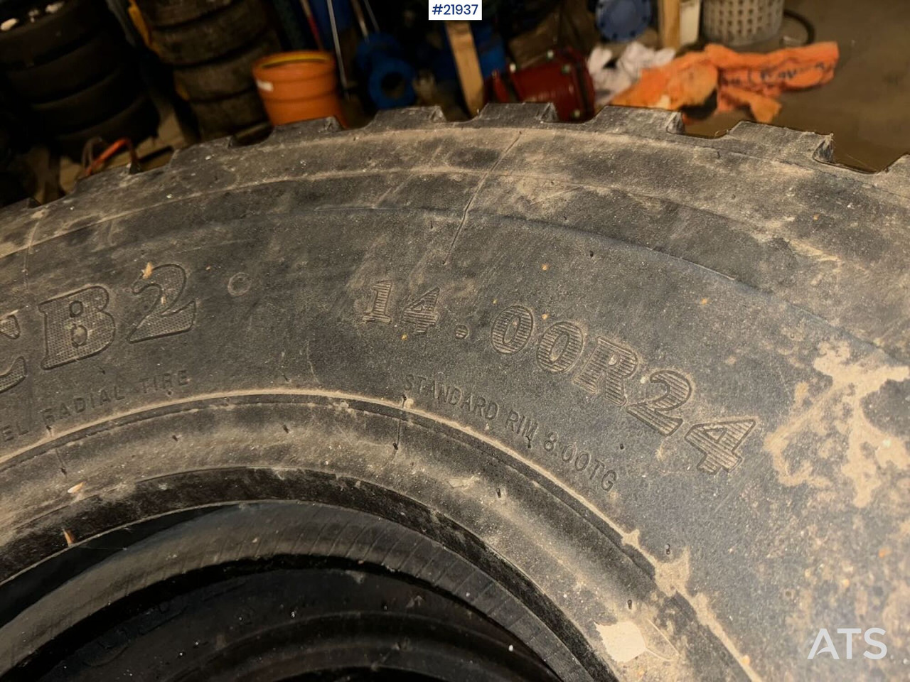 4 stk dekk til hjullaster eller veghøvel - إطارات - آلات الإنشاء: صورة 4 4 stk dekk til hjullaster eller veghøvel - إطارات - آلات الإنشاء: صورة 4