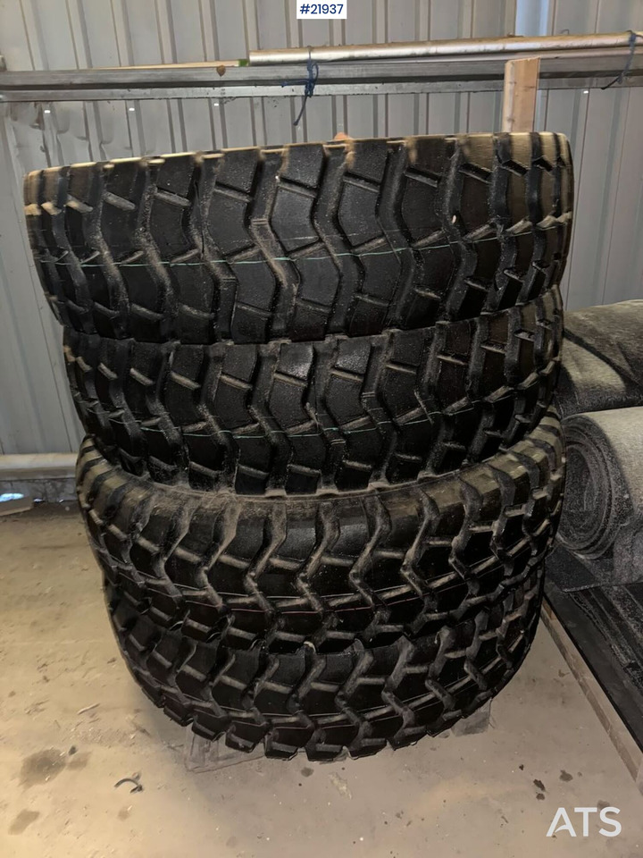 4 stk dekk til hjullaster eller veghøvel - إطارات - آلات الإنشاء: صورة 3 4 stk dekk til hjullaster eller veghøvel - إطارات - آلات الإنشاء: صورة 3