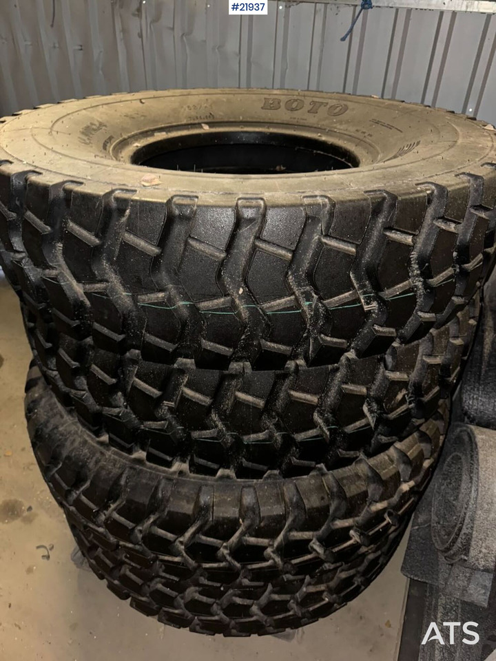 4 stk dekk til hjullaster eller veghøvel - إطارات - آلات الإنشاء: صورة 2 4 stk dekk til hjullaster eller veghøvel - إطارات - آلات الإنشاء: صورة 2