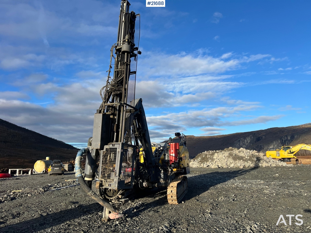 Atlas Copco T35R-01 Borerigg m/ cop 2540 hammer, sliper og Leica gps - معدات حفر: صورة 2 Atlas Copco T35R-01 Borerigg m/ cop 2540 hammer, sliper og Leica gps - معدات حفر: صورة 2