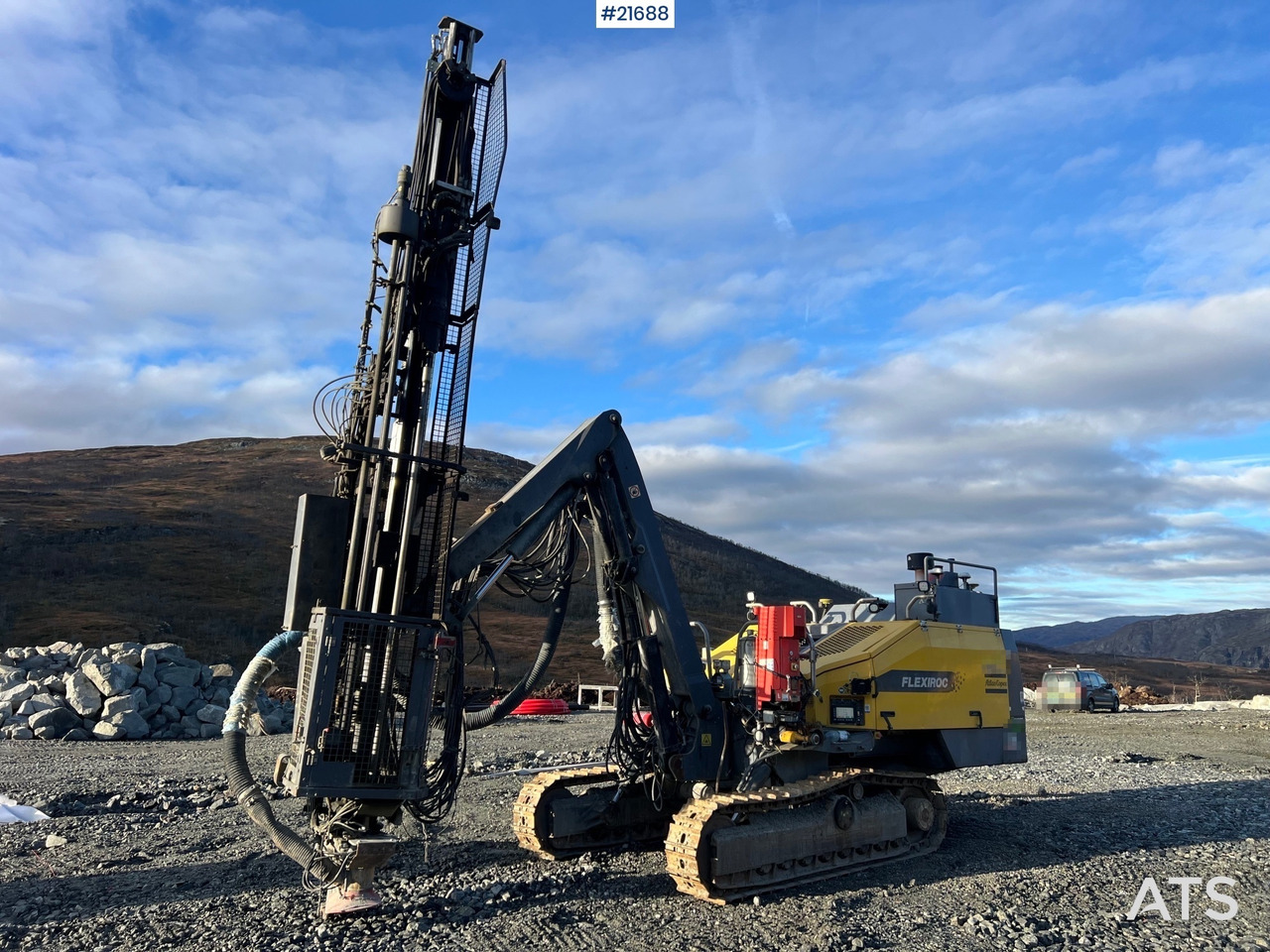 Atlas Copco T35R-01 Borerigg m/ cop 2540 hammer, sliper og Leica gps - معدات حفر: صورة 1 Atlas Copco T35R-01 Borerigg m/ cop 2540 hammer, sliper og Leica gps - معدات حفر: صورة 1