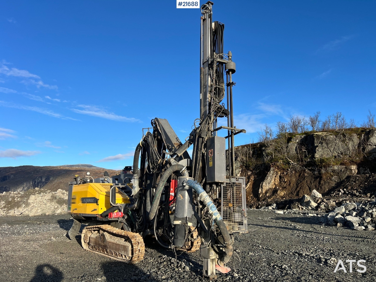 Atlas Copco T35R-01 Borerigg m/ cop 2540 hammer, sliper og Leica gps - معدات حفر: صورة 4 Atlas Copco T35R-01 Borerigg m/ cop 2540 hammer, sliper og Leica gps - معدات حفر: صورة 4