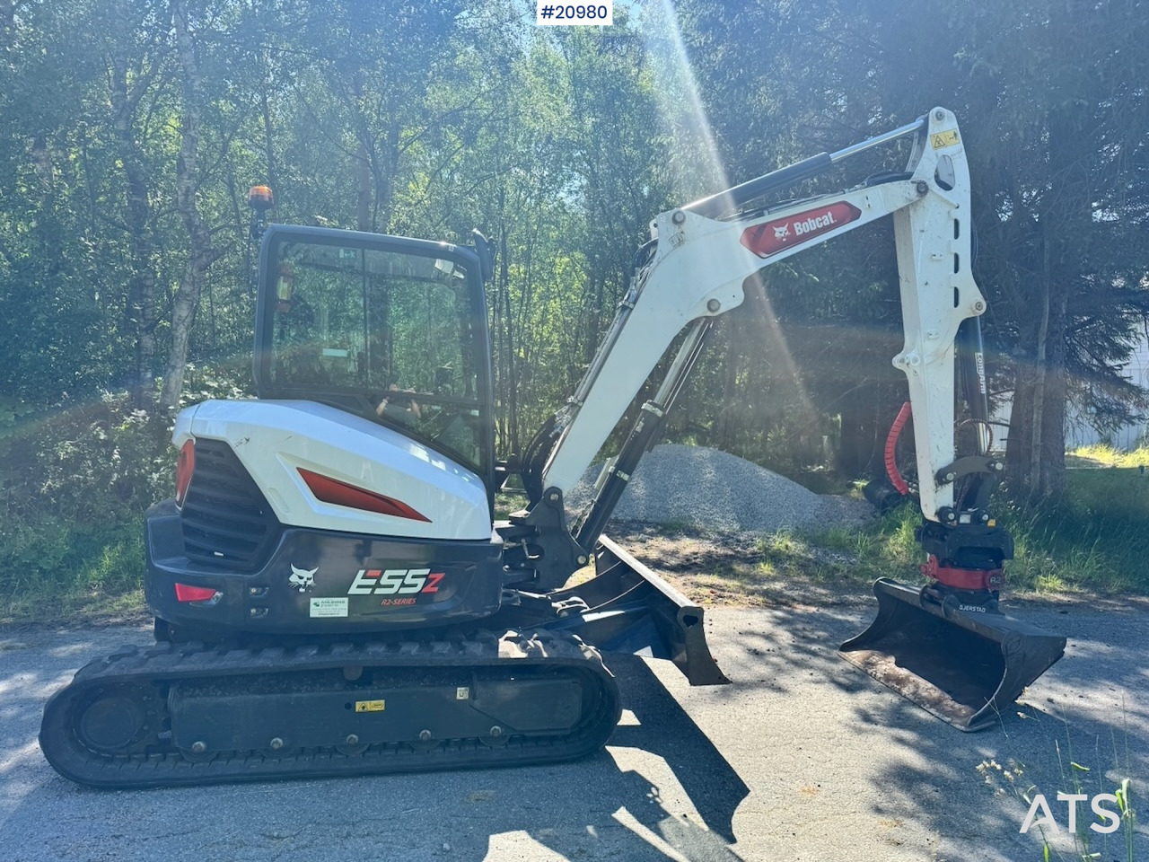 Bobcat E55Z - حفار صغير: صورة 1 Bobcat E55Z - حفار صغير: صورة 1