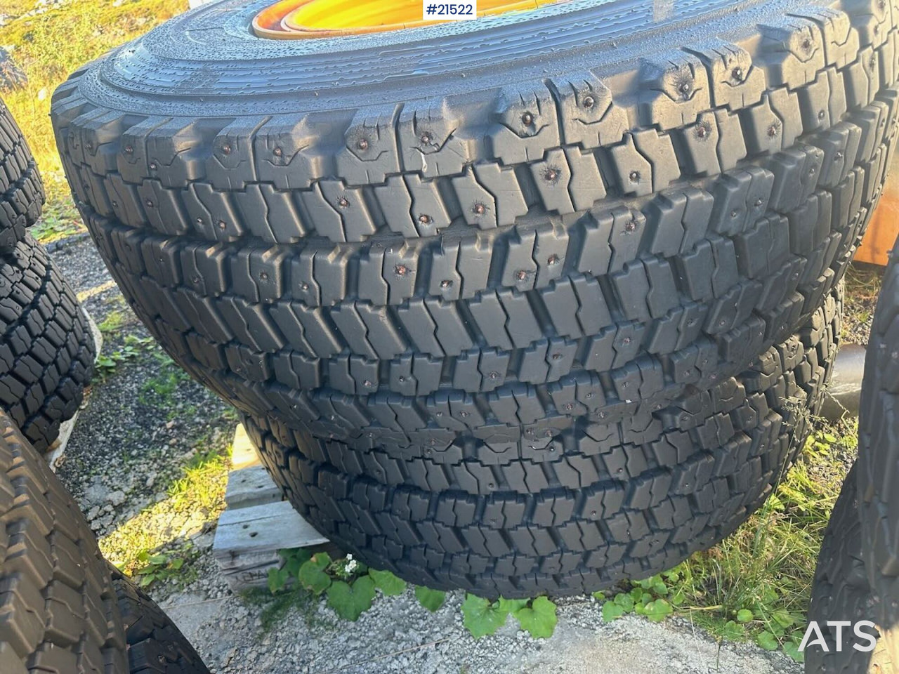 Bridgestone hjullaster dekk til Volvo L110 - إطارات - آلات الإنشاء: صورة 5 Bridgestone hjullaster dekk til Volvo L110 - إطارات - آلات الإنشاء: صورة 5