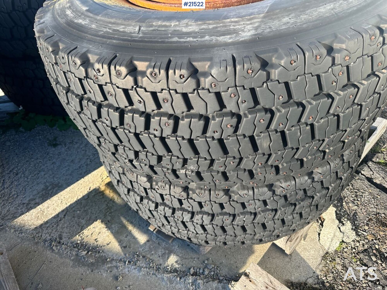 Bridgestone hjullaster dekk til Volvo L110 - إطارات - آلات الإنشاء: صورة 4 Bridgestone hjullaster dekk til Volvo L110 - إطارات - آلات الإنشاء: صورة 4