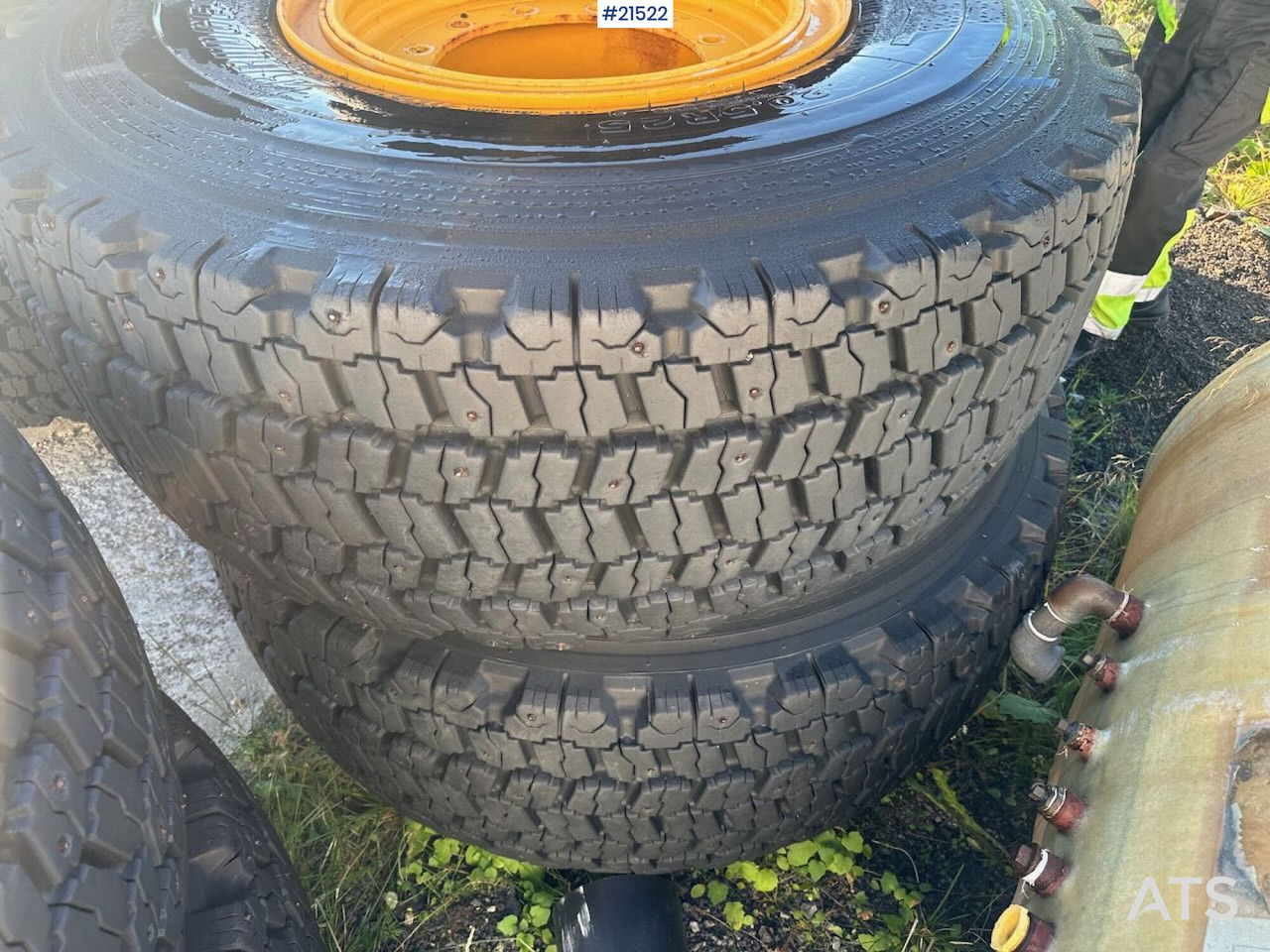 Bridgestone hjullaster dekk til Volvo L110 - إطارات - آلات الإنشاء: صورة 3 Bridgestone hjullaster dekk til Volvo L110 - إطارات - آلات الإنشاء: صورة 3