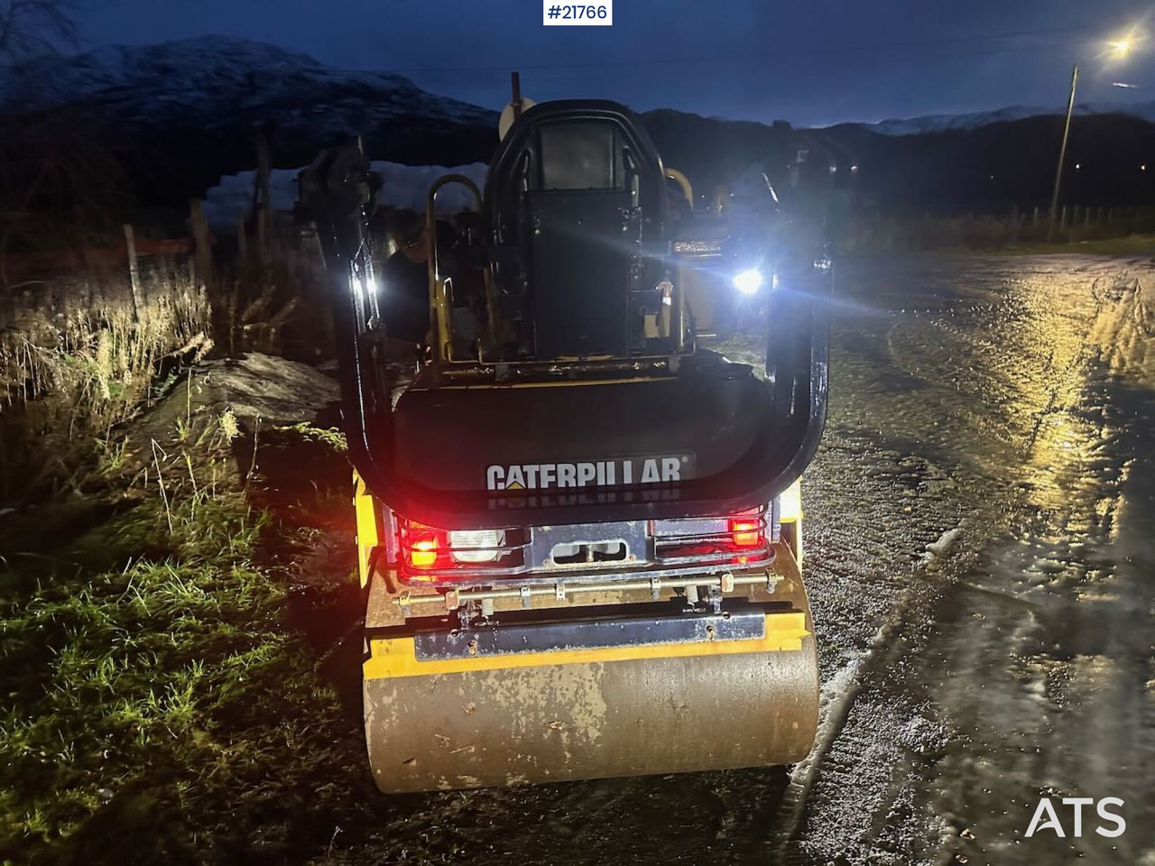 CAT Vals - رَصَّاص الطرق: صورة 3 CAT Vals - رَصَّاص الطرق: صورة 3