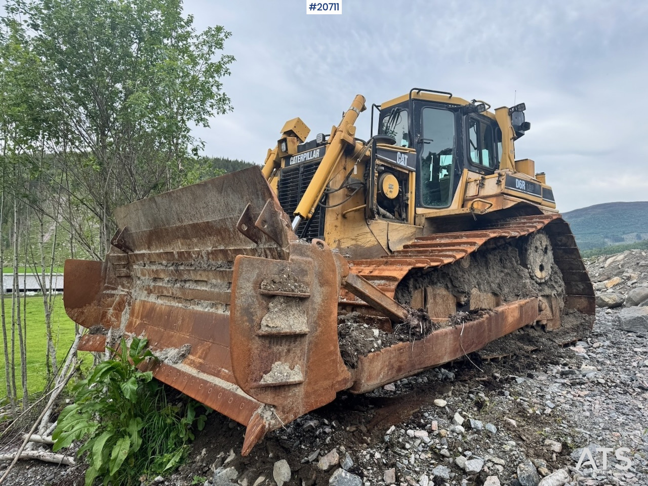 Caterpillar D6R LGP - بلدوزر: صورة 1 Caterpillar D6R LGP - بلدوزر: صورة 1