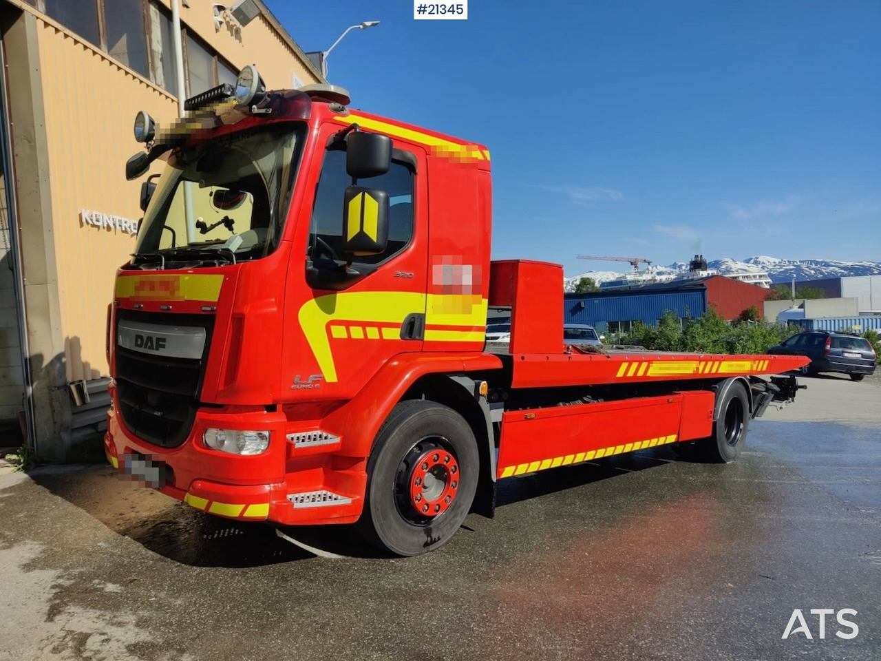 DAF LF320 - شاحنة سحب: صورة 1 DAF LF320 - شاحنة سحب: صورة 1