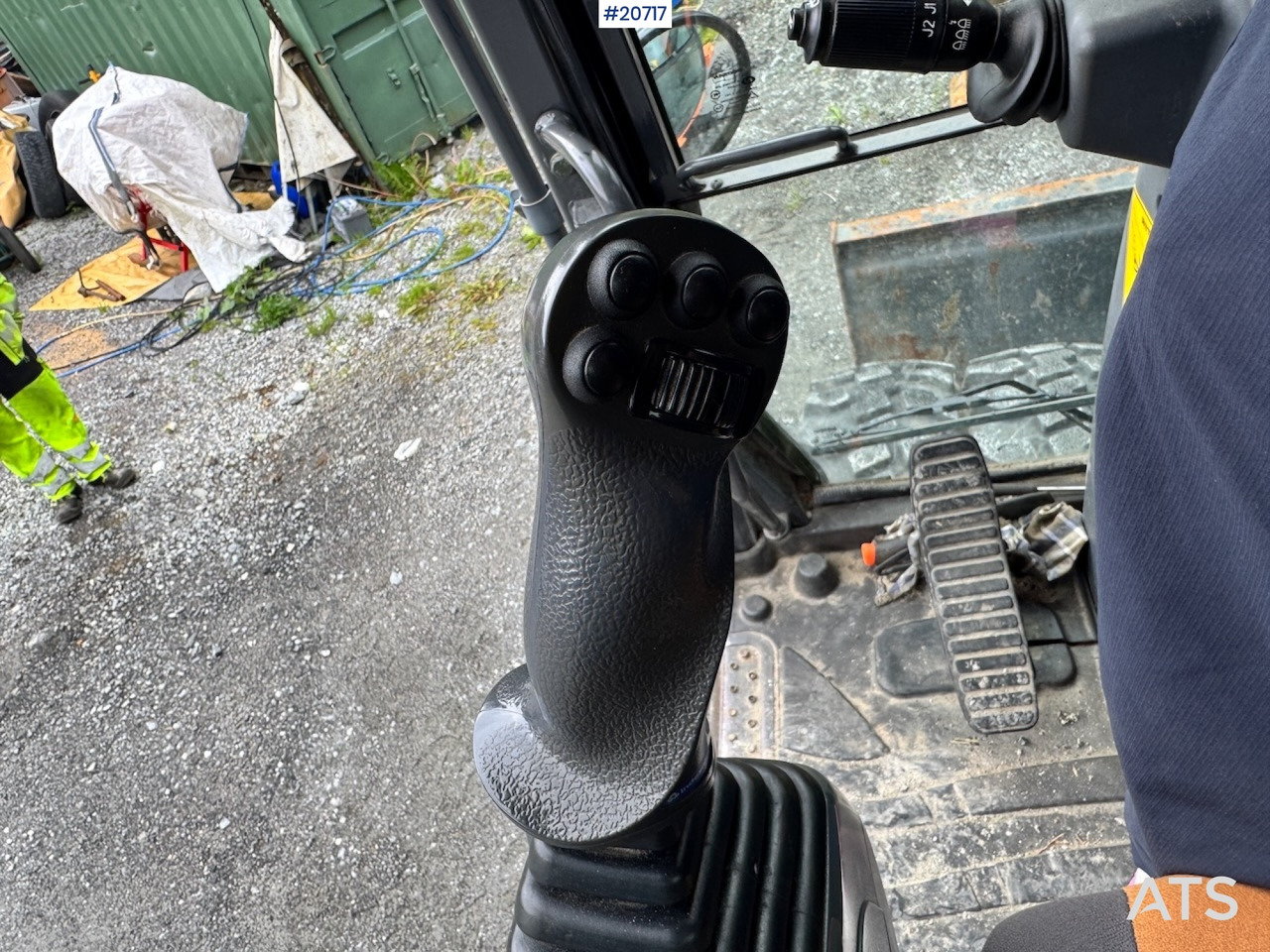 حفّار Doosan DX140W-3: صورة 44