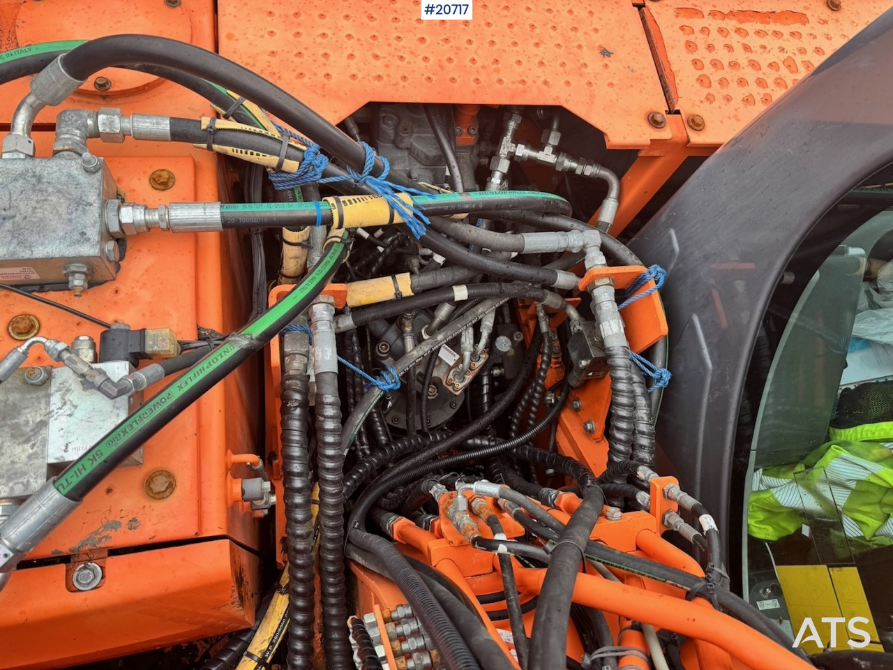 حفّار Doosan DX140W-3: صورة 48