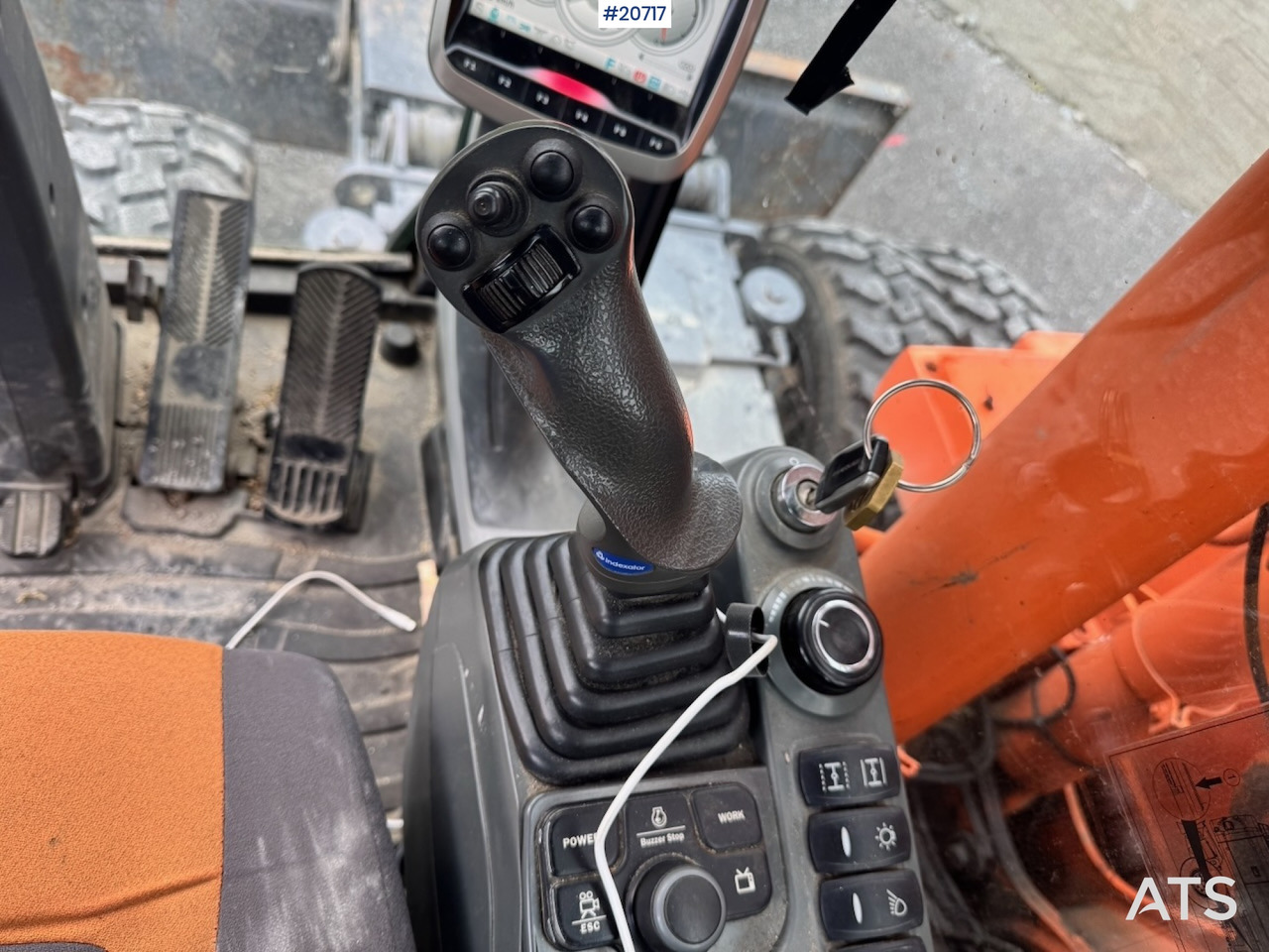 حفّار Doosan DX140W-3: صورة 42