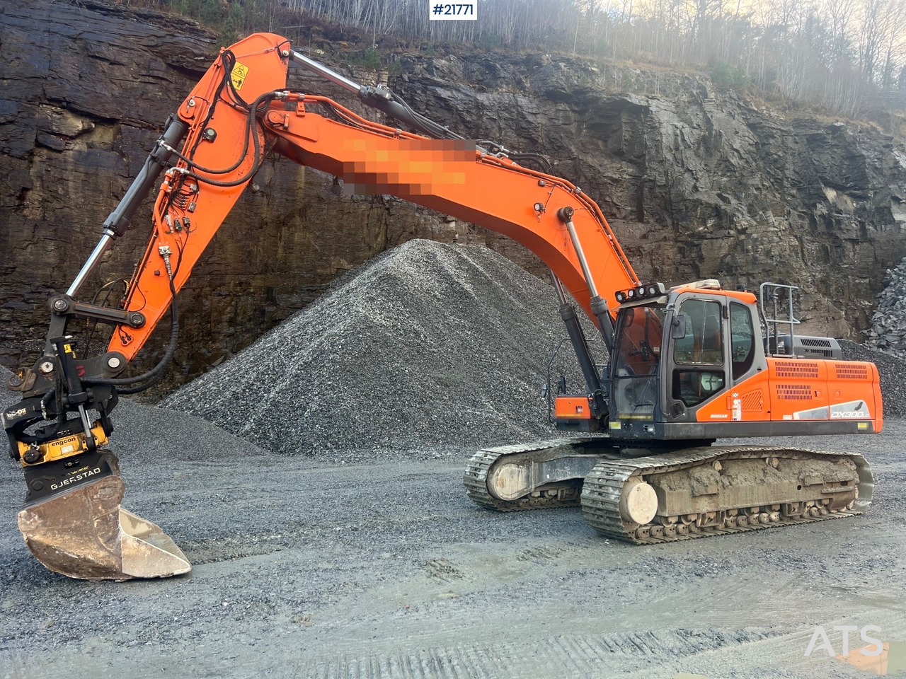 Doosan Dx300lc-5 Gravemaskin m/ rototilt og pusseskuffe - حفّار: صورة 1 Doosan Dx300lc-5 Gravemaskin m/ rototilt og pusseskuffe - حفّار: صورة 1