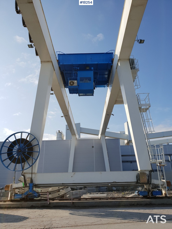 Gantry kran - رافعة قنطرية متحركة: صورة 3 Gantry kran - رافعة قنطرية متحركة: صورة 3