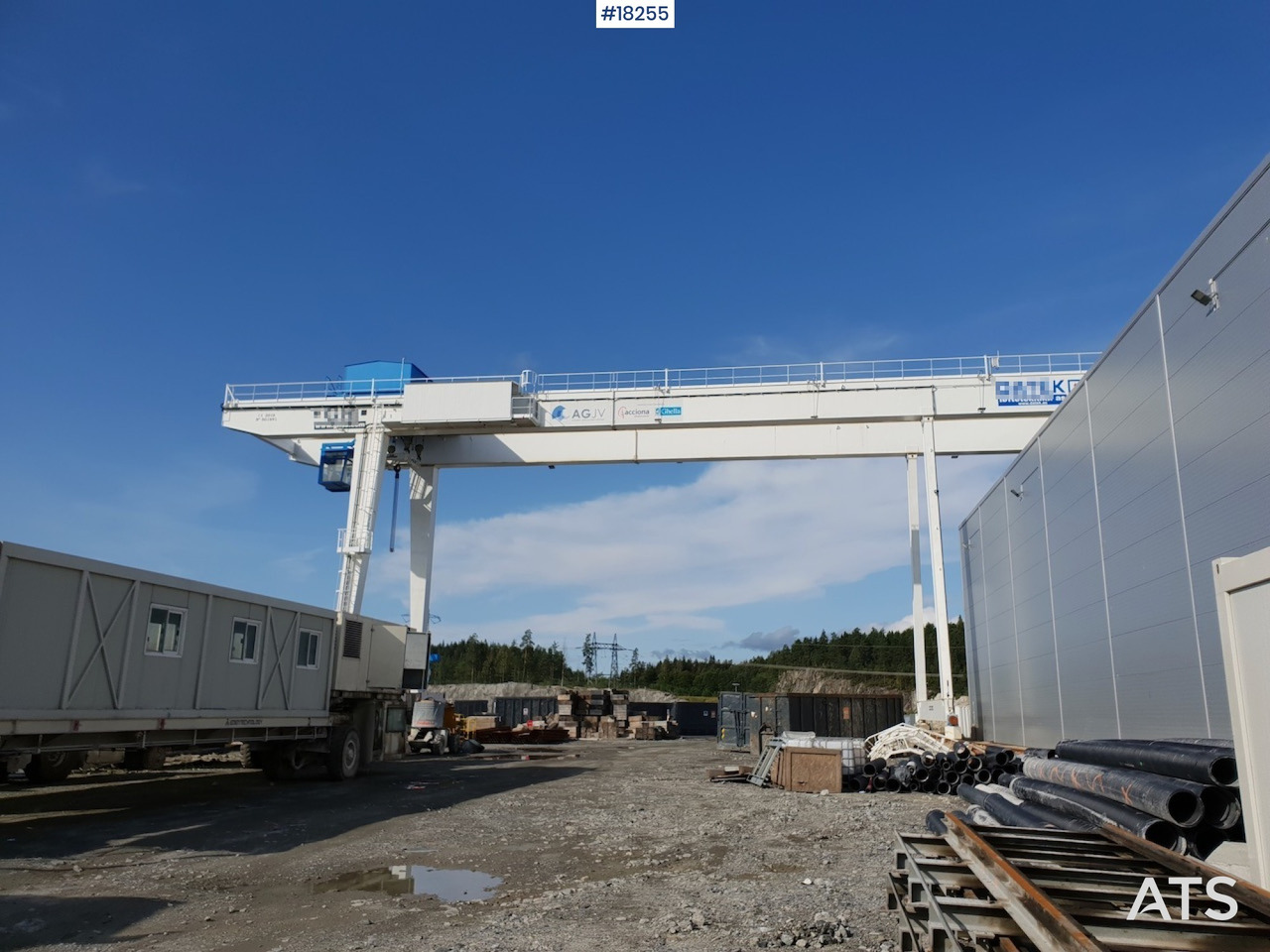 Gantry kran - رافعة قنطرية متحركة: صورة 1 Gantry kran - رافعة قنطرية متحركة: صورة 1
