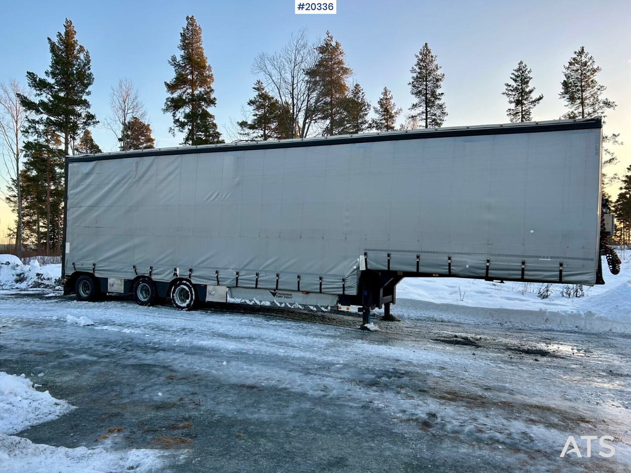 HRD Jumbo med bredding - نصف مقطورة بصندوق مغلق: صورة 4 HRD Jumbo med bredding - نصف مقطورة بصندوق مغلق: صورة 4