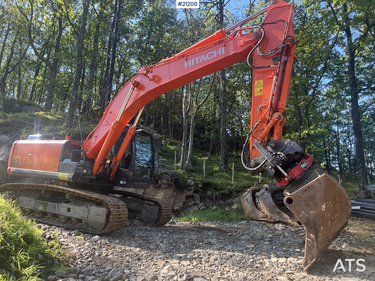 Hitachi zx190lc-5B - حفار زاحف: صورة 4 Hitachi zx190lc-5B - حفار زاحف: صورة 4