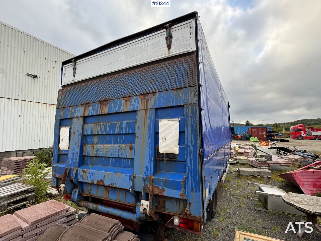 Iveco Eurocargo - شاحنة ذات ستائر جانبية: صورة 5 Iveco Eurocargo - شاحنة ذات ستائر جانبية: صورة 5