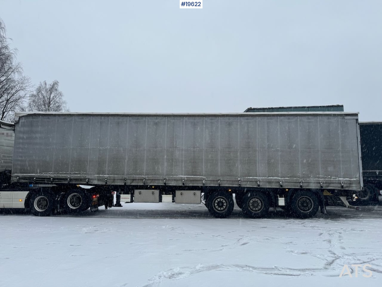 Kaessbohrer Gardinsemi - نصف مقطورة بستائر جانبية: صورة 1 Kaessbohrer Gardinsemi - نصف مقطورة بستائر جانبية: صورة 1