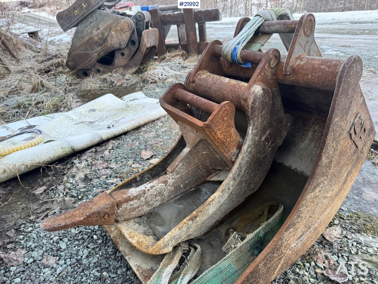 حفار صغير Kobelco 2016 Kobelco SK18 Minigraver m/ Powertilt, 3 skuffer,ripper, klype og Henger.: صورة 26 حفار صغير Kobelco 2016 Kobelco SK18 Minigraver m/ Powertilt, 3 skuffer,ripper, klype og Henger.: صورة 26