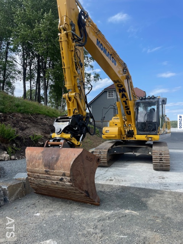 Komatsu PC210LC-11 - حفار زاحف: صورة 1 Komatsu PC210LC-11 - حفار زاحف: صورة 1