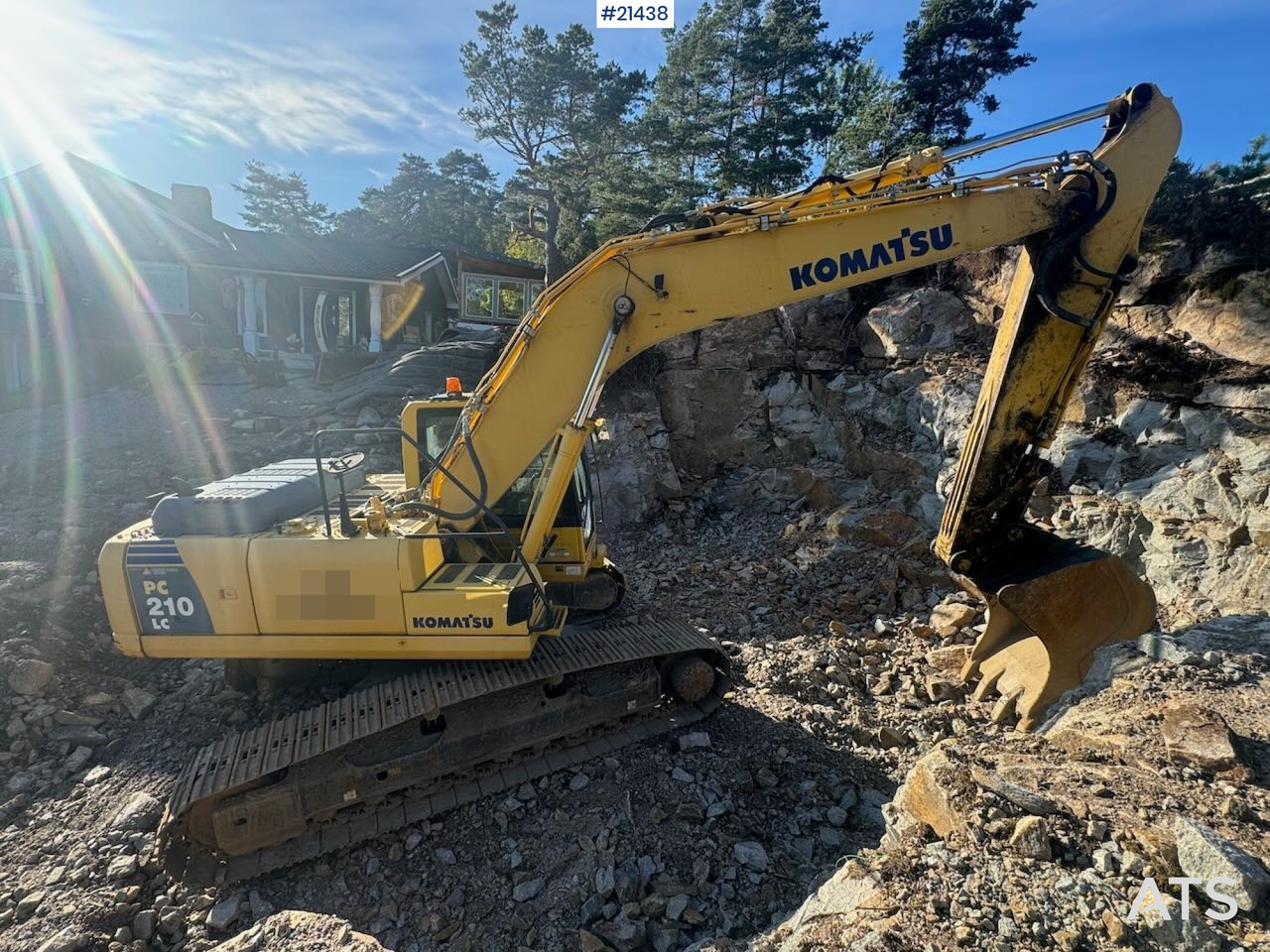 Komatsu PC210LC-8 - حفار زاحف: صورة 3 Komatsu PC210LC-8 - حفار زاحف: صورة 3
