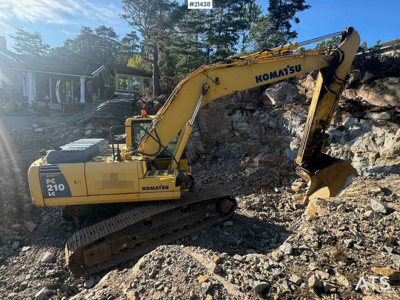 Komatsu PC210LC-8 - حفار زاحف: صورة 2 Komatsu PC210LC-8 - حفار زاحف: صورة 2
