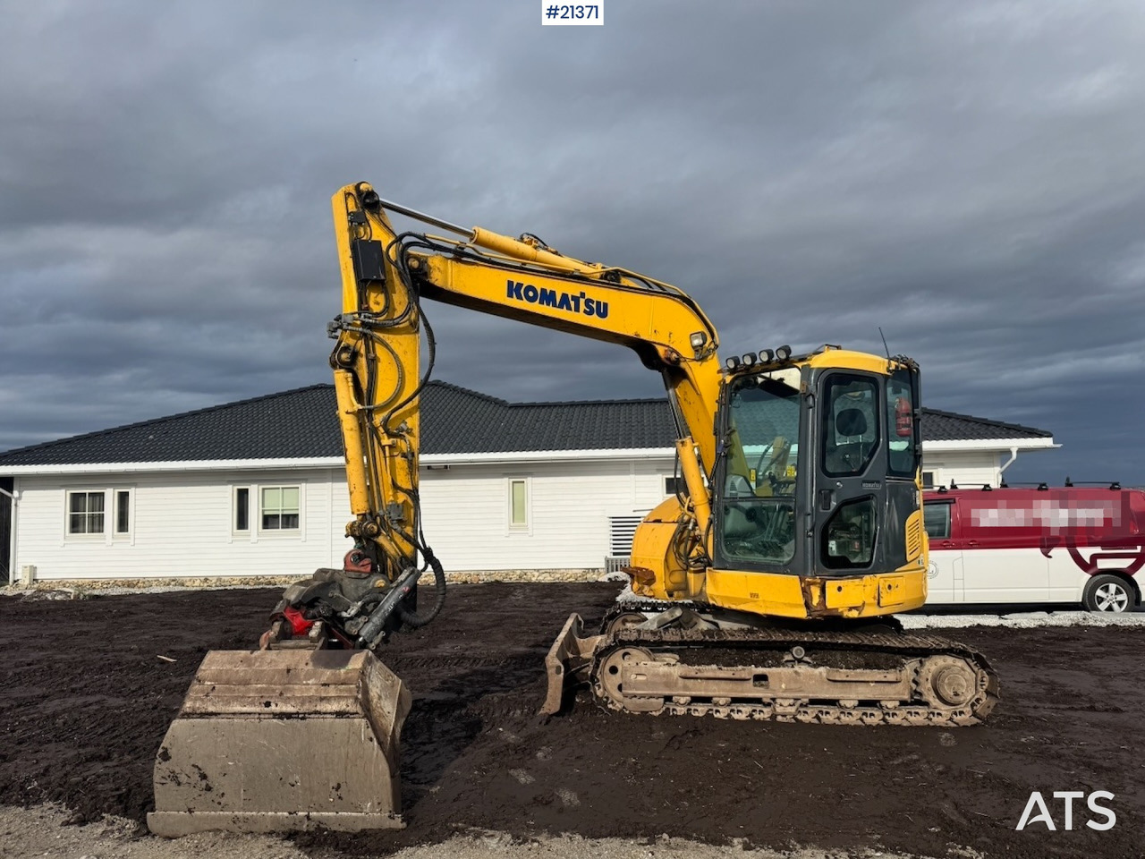 Komatsu PC78US-10 - حفار زاحف: صورة 1 Komatsu PC78US-10 - حفار زاحف: صورة 1