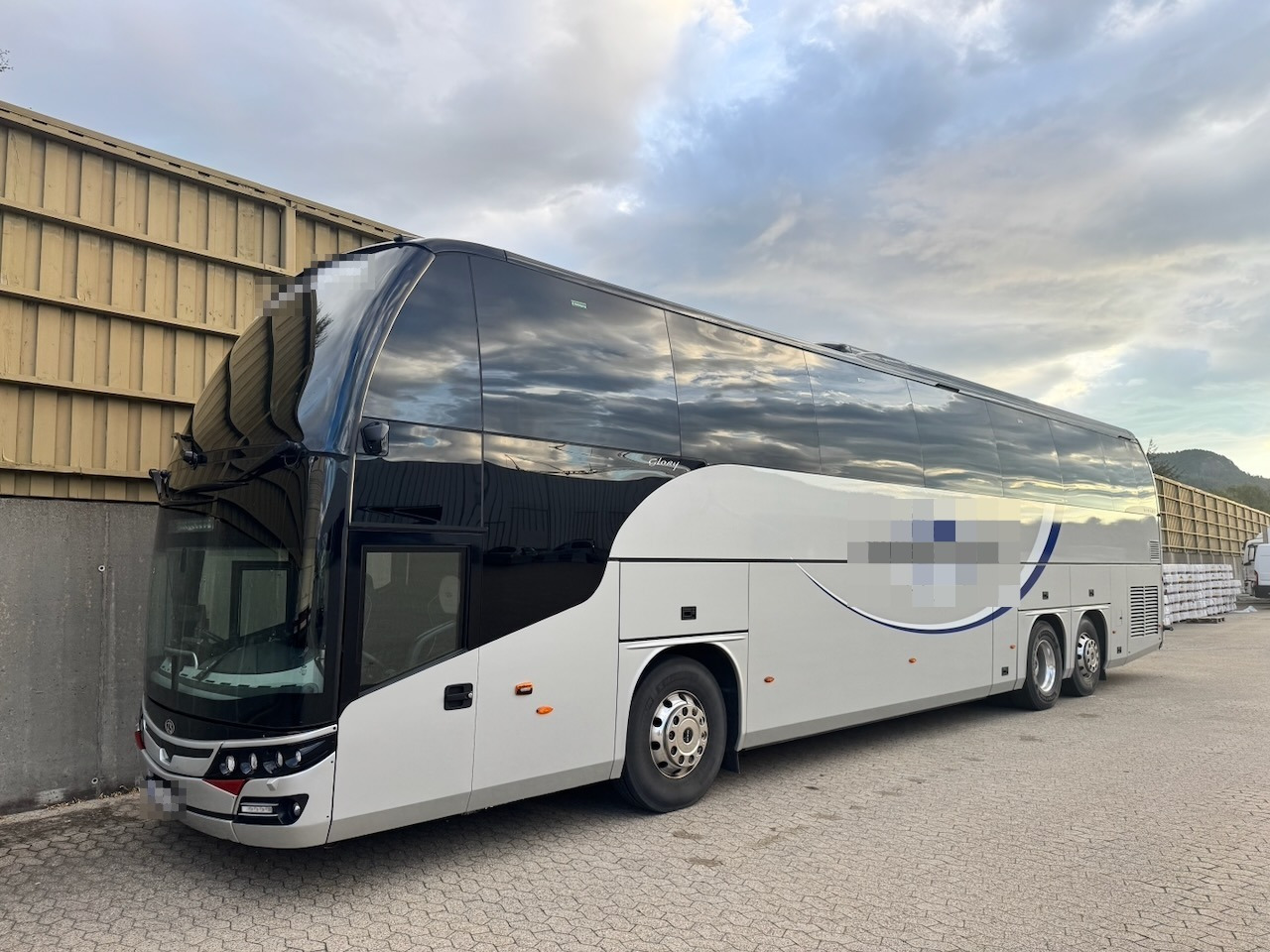 MAN 2022 MAN Beulas Glory Turbuss. 53 seter. 160 000 km. - حافلة نقل لمسافات طويلة: صورة 2 MAN 2022 MAN Beulas Glory Turbuss. 53 seter. 160 000 km. - حافلة نقل لمسافات طويلة: صورة 2