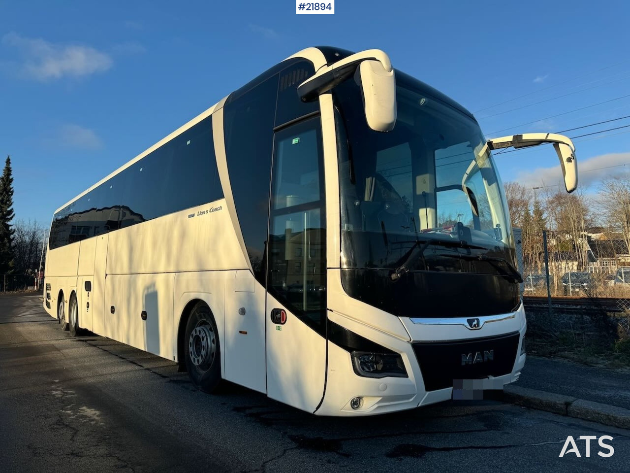MAN Lion´s Coach 6x2 Turbuss. 63 seter. SE VIDEO - حافلة نقل لمسافات طويلة: صورة 4 MAN Lion´s Coach 6x2 Turbuss. 63 seter. SE VIDEO - حافلة نقل لمسافات طويلة: صورة 4