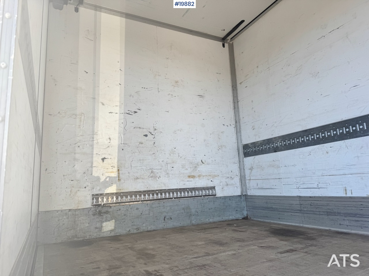 شاحنة صندوقية MAN TGM 18.290: صورة 30 شاحنة صندوقية MAN TGM 18.290: صورة 30