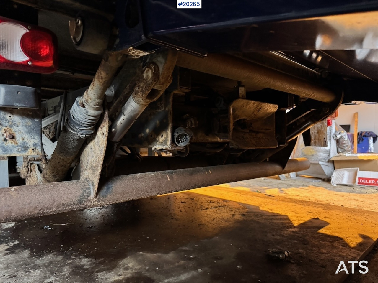 شاحنة صندوقية Renault midlum 220.08: صورة 23