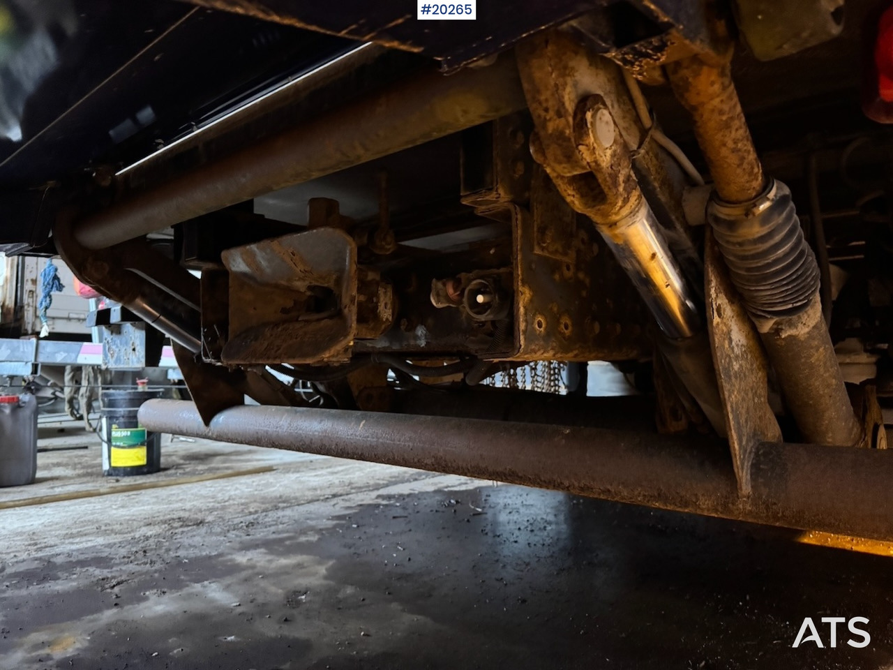 شاحنة صندوقية Renault midlum 220.08: صورة 22