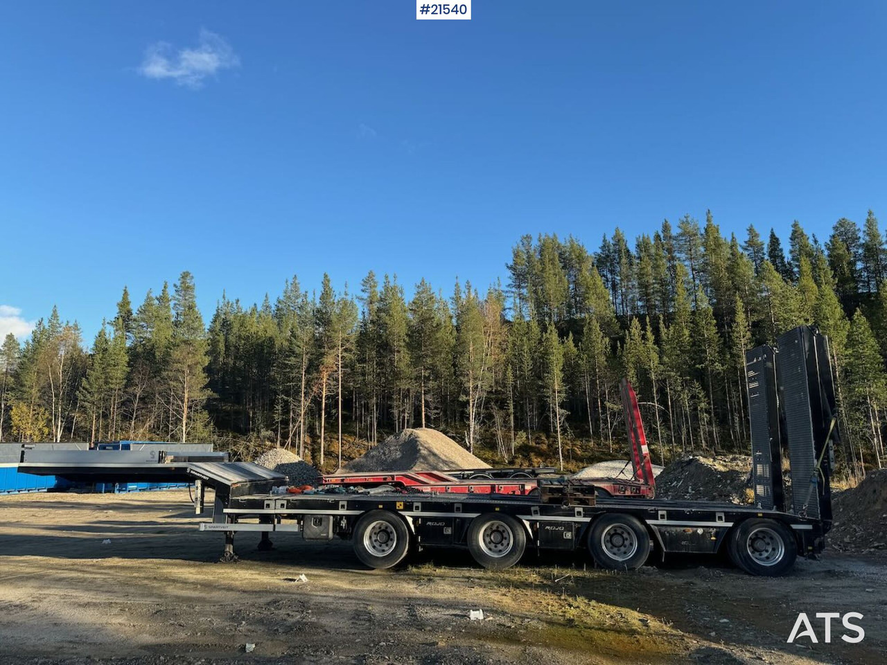 Rojo 2021 Rojo Maskinsemi m/ hydrauliske kjørebruer - نصف مقطورة بلودر منخفض: صورة 5 Rojo 2021 Rojo Maskinsemi m/ hydrauliske kjørebruer - نصف مقطورة بلودر منخفض: صورة 5