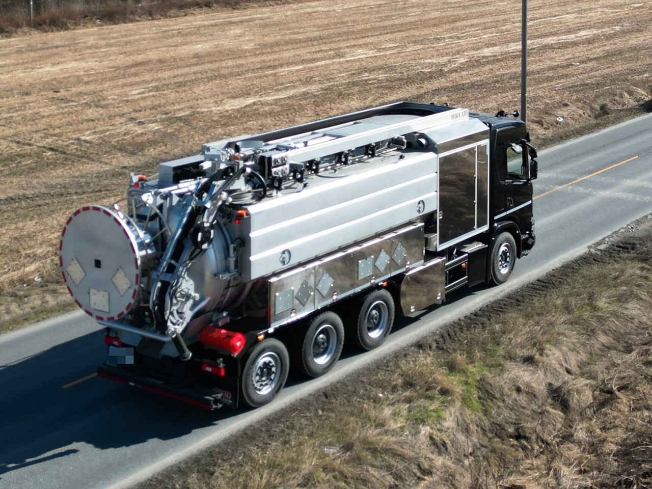 Scania G500 8x4 ADR Suge-Spylebil - فراغ شاحنة: صورة 2 Scania G500 8x4 ADR Suge-Spylebil - فراغ شاحنة: صورة 2