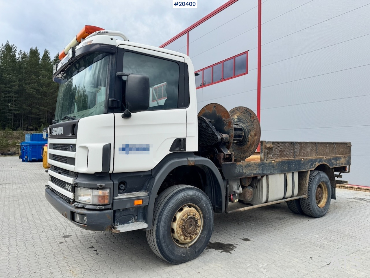 Scania P124 - شاحنة بهيكل معدني للمقصورة: صورة 2 Scania P124 - شاحنة بهيكل معدني للمقصورة: صورة 2
