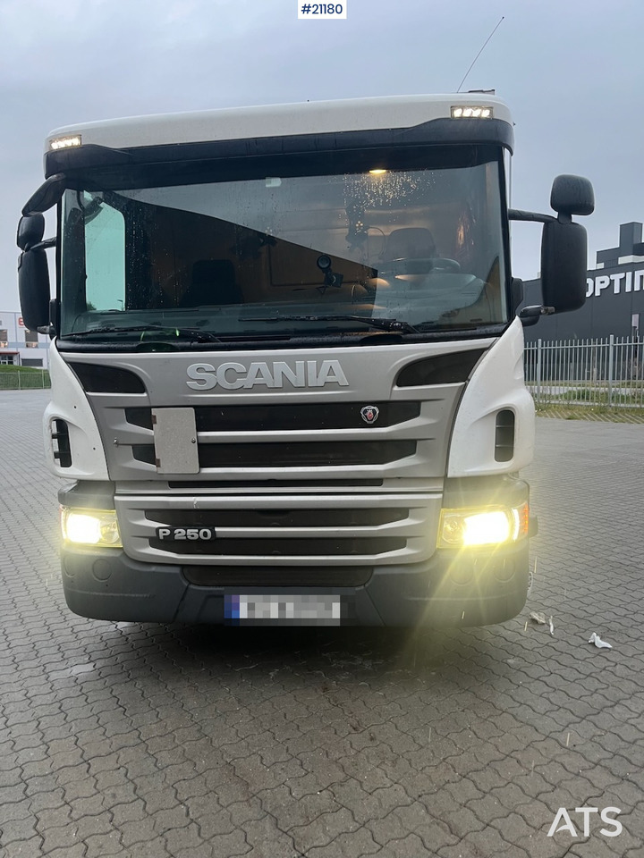 Scania P250 - شاحنة صندوقية: صورة 1 Scania P250 - شاحنة صندوقية: صورة 1