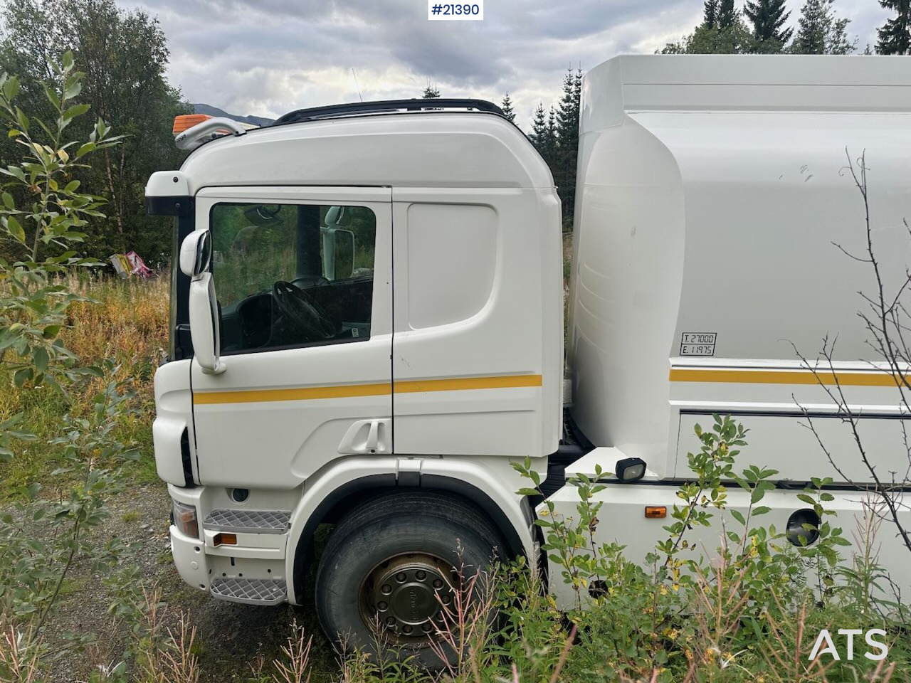 Scania R380 6x2 tankbil m/ eurotank påbygg - شاحنة صهريج: صورة 3 Scania R380 6x2 tankbil m/ eurotank påbygg - شاحنة صهريج: صورة 3