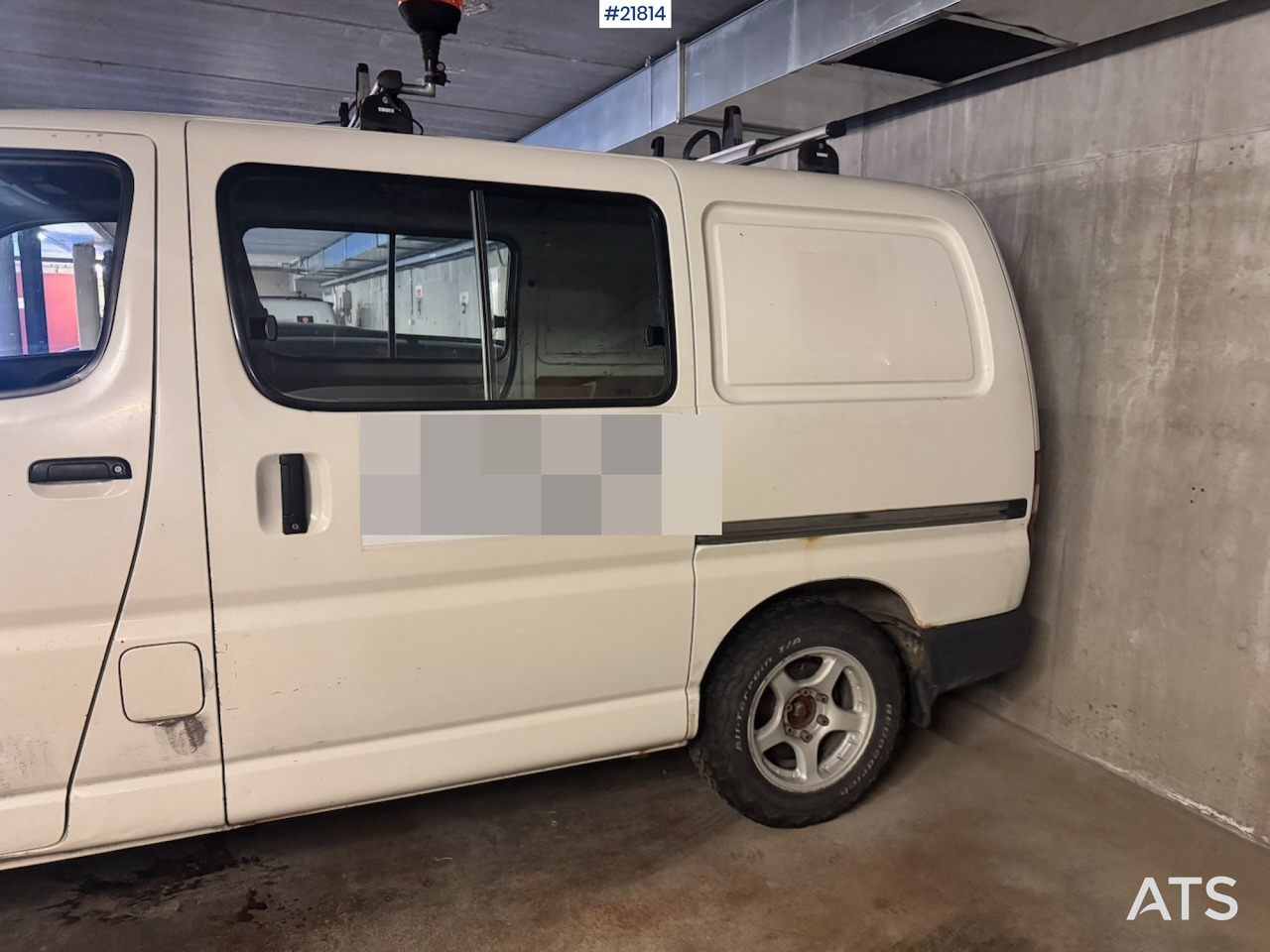 Toyota HIACE - فان: صورة 5 Toyota HIACE - فان: صورة 5