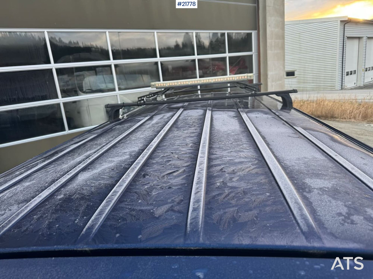 فان Toyota HIACE: صورة 8