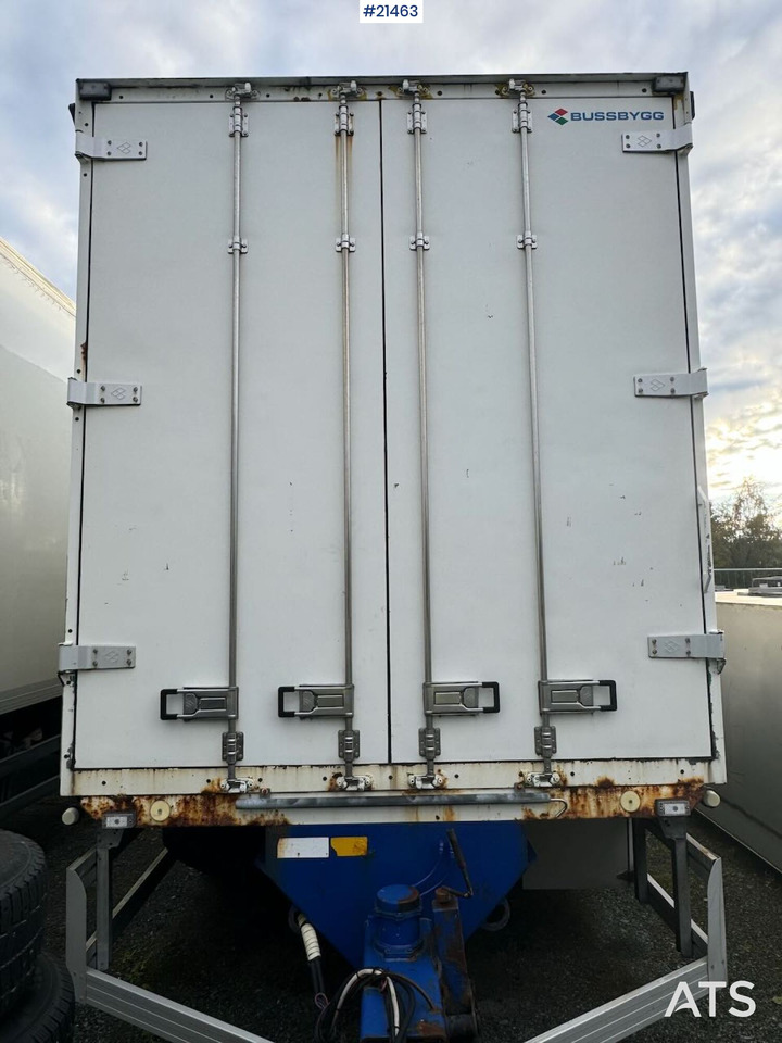 Trailerbygg Trailerbygg skaphenger m/ full sideåpning og lift. - مقطورة بصندوق مغلق: صورة 2 Trailerbygg Trailerbygg skaphenger m/ full sideåpning og lift. - مقطورة بصندوق مغلق: صورة 2