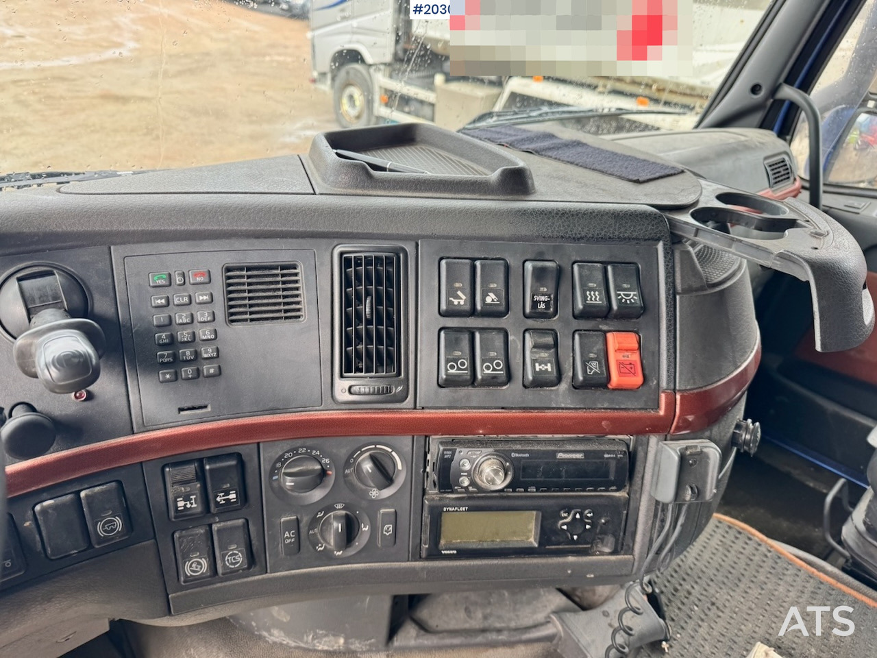 تأجير Volvo 2004 Volvo FH16 6x2 Trekkvogn m/tipphydraulikk for tippsemi. Volvo 2004 Volvo FH16 6x2 Trekkvogn m/tipphydraulikk for tippsemi.: صورة 21 تأجير Volvo 2004 Volvo FH16 6x2 Trekkvogn m/tipphydraulikk for tippsemi. Volvo 2004 Volvo FH16 6x2 Trekkvogn m/tipphydraulikk for tippsemi.: صورة 21