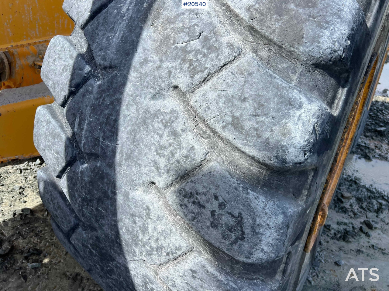 شاحنة قلاب التعدين Volvo A40G: صورة 28