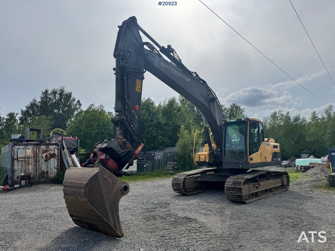 Volvo EC220DL - حفار زاحف: صورة 1 Volvo EC220DL - حفار زاحف: صورة 1