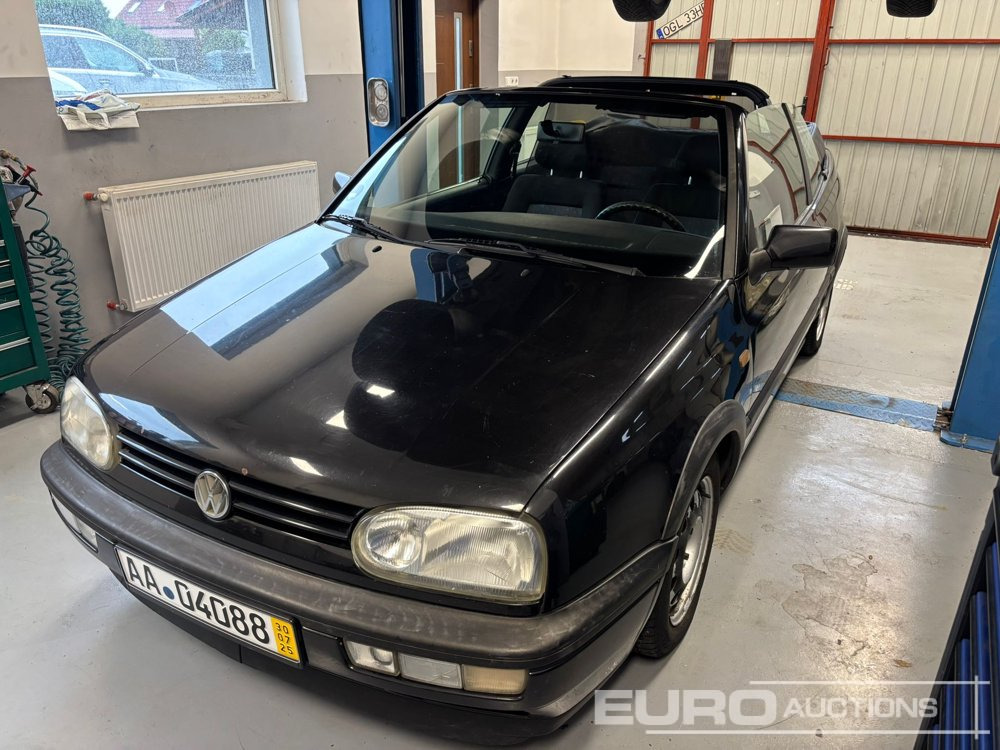 1999 Volkswagen Golf - سيارة: صورة 2 1999 Volkswagen Golf - سيارة: صورة 2